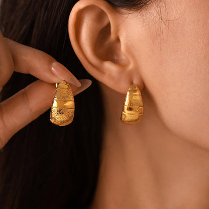 Dewdrop Shimmer Earrings