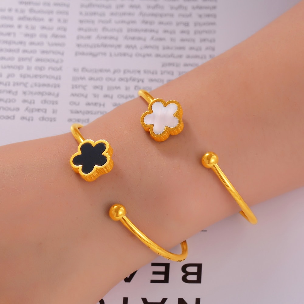 Seashell Bloom Bracelet